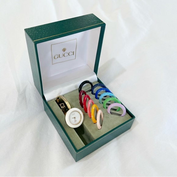 Gucci Vintage Interchangeable Bezel Watch - Picture 9 of 9
